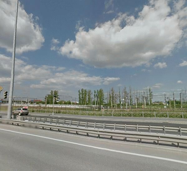 Банкомат ЮниКредита по адресу пос. Шушары, Бадаевское отделение, 21, техцентр «Вольво»