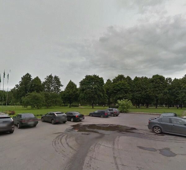 Банкомат Райффайзенбанка по адресу ул. Маршала Тухачевского, д. 4, завод «Полюстрово»