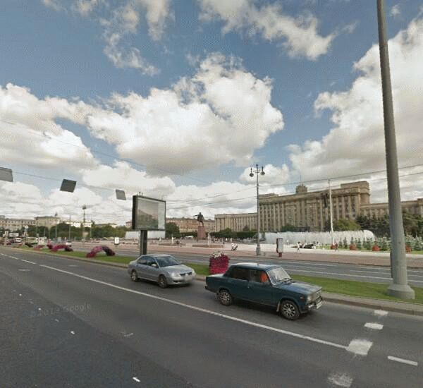 Банкомат Банка Санкт-Петербург по адресу ст. м. «Московская»