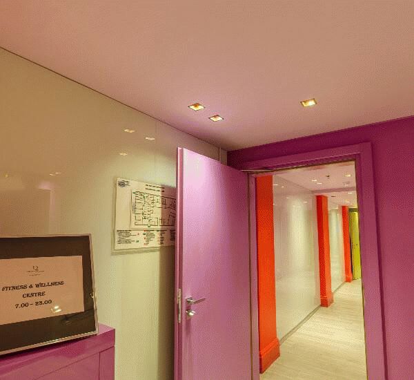 Банкомат Банка «ФК Открытие» по адресу ул. Большая Морская,  д. 54