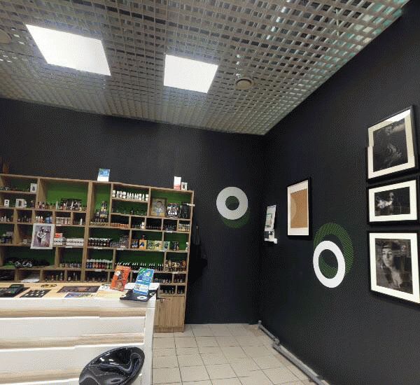 Банкомат Газпромбанка по адресу просп. Большевиков,  д. 10,  корп. 1