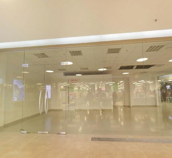 Банкомат Райффайзенбанка по адресу просп. Лахтинский,  д. 85