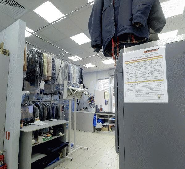 Банкомат банка Россия по адресу ул. Партизана Германа,  д. 2