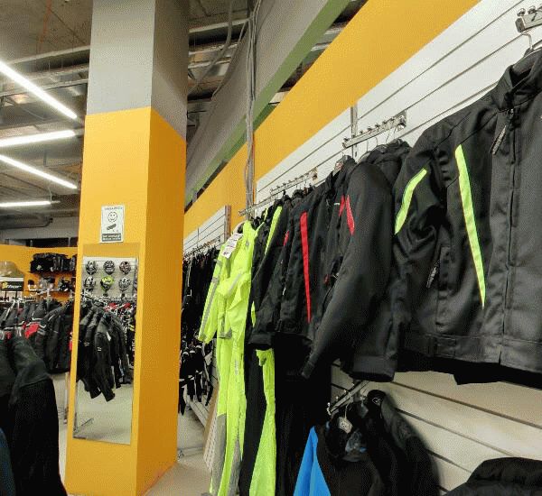 Банкомат Сбербанка России по адресу ул. Бухарестская,  д. 32