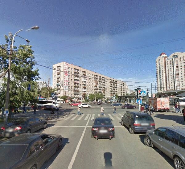 Банкомат Сбербанка России по адресу ул. Ленсовета, д. 95, магазин «7-я»