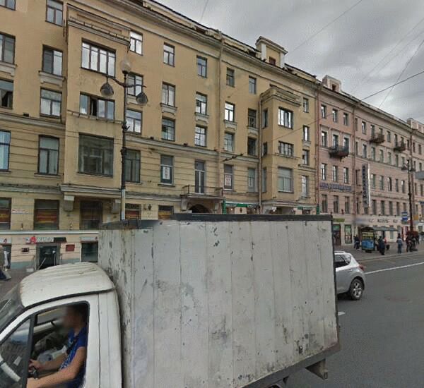 Банкомат Сбербанка России по адресу просп. Невский,  74-76