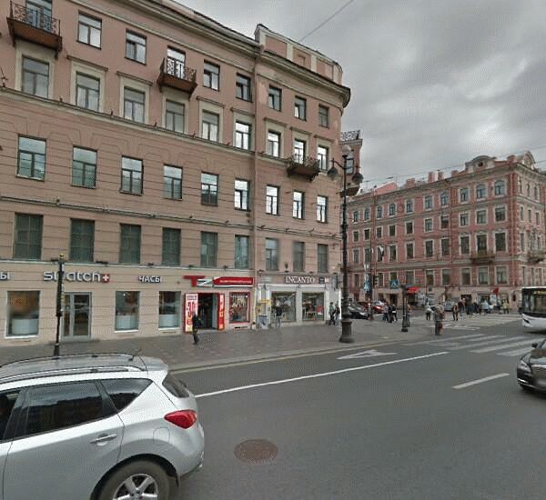 Банкомат Банка «ФК Открытие» по адресу Невский пр., 76, салон сотовой связи «Связной»