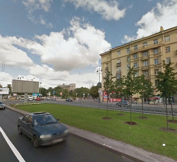 Банкомат банка ВТБ по адресу ст. м. «Московская»