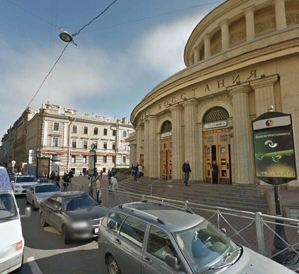 Банкомат банка ВТБ по адресу ст. метро «Площадь Восстания»