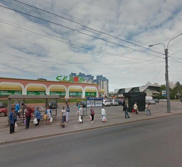 Банкомат банка ВТБ по адресу просп. Сизова,  д. 28