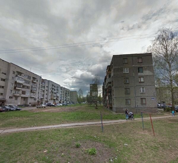 Отделение Сбербанка России по адресу г. Тихвин, 3 й м/р, д. 4