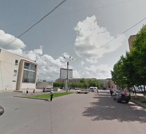 Отделение Сбербанка России по адресу г. Луга, пр. Урицкого, д. 64