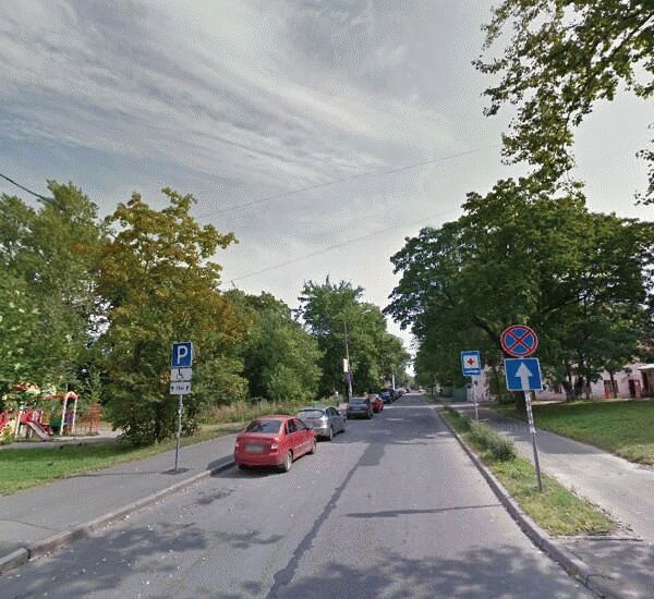 Отделение Московского областного банка по адресу г. Ломоносов, ул. Еленинская, д. 4