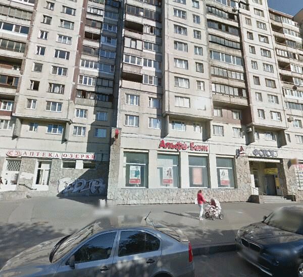 Отделение банка Советский по адресу пр. Большевиков, д. 2