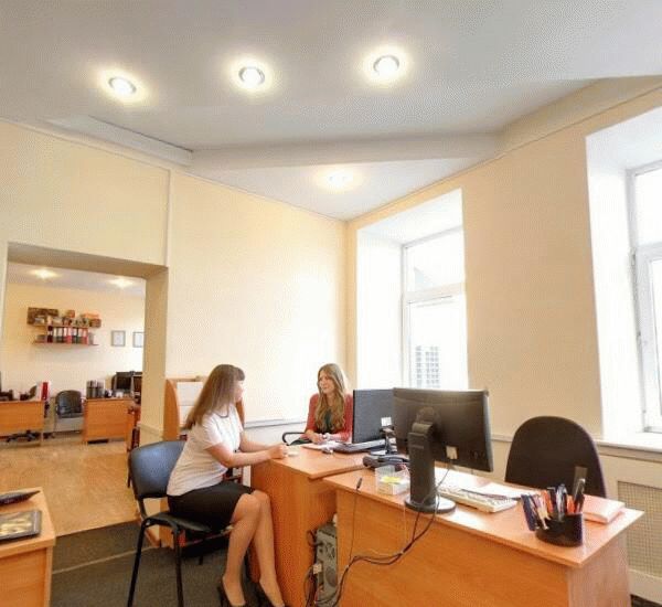 Отделение Бинбанка по адресу г. Санкт-Петербург,  наб. Обводного канала,  д. 90г