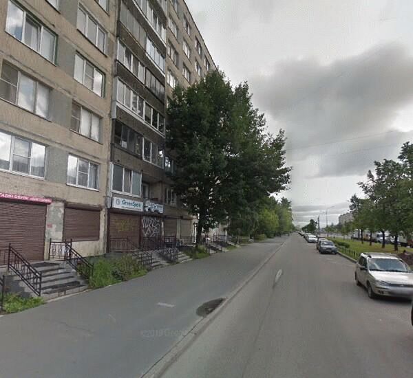 Отделение Совкомбана по адресу ул. Дыбенко,  д. 20